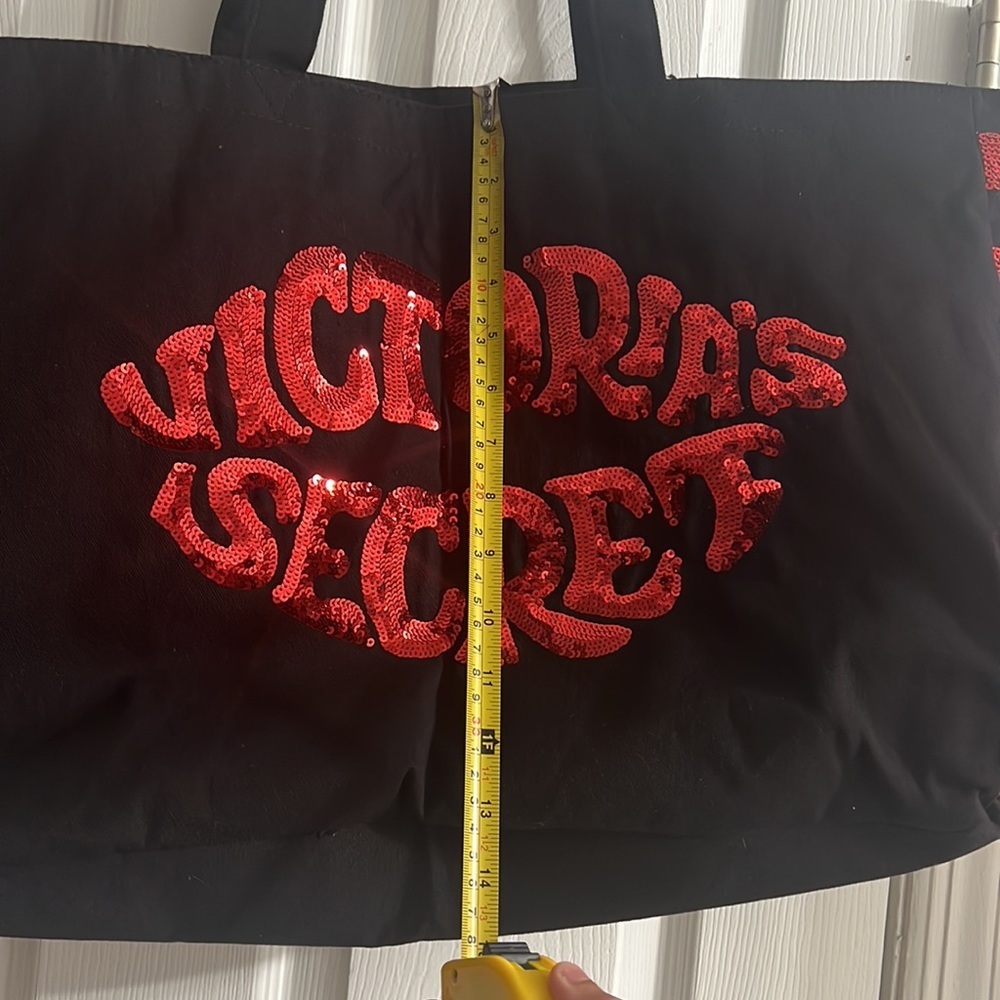 Victorias secrete tote bag beach bag red sequins cute black and red tote bag.nwt - Picture 16 of 16